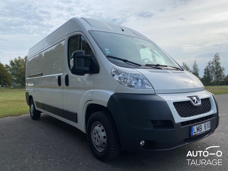 В аренду Peugeot Boxer