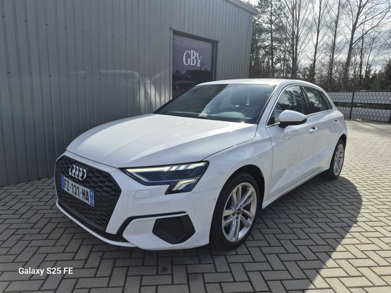 Audi A3, 2 л.