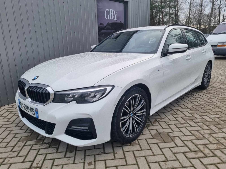 BMW 320, 2 l.