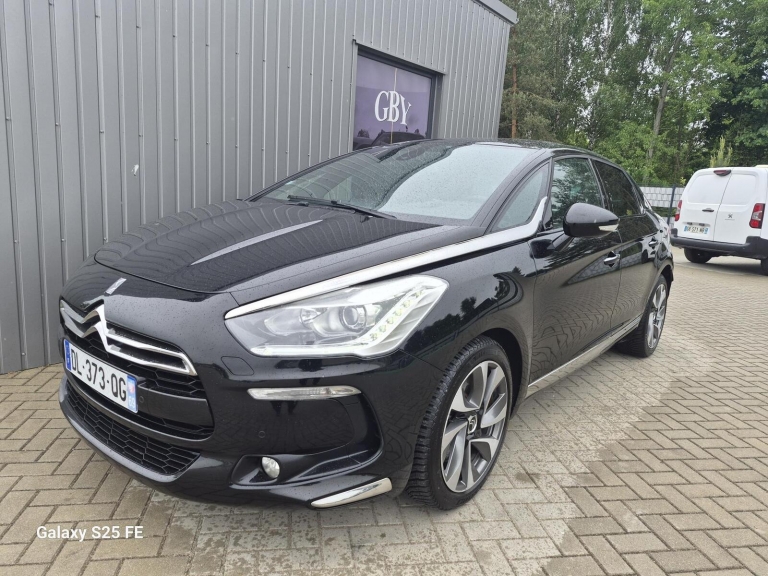 Citroen DS5, 2 л.