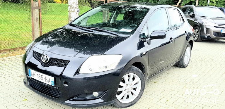Toyota Auris, 2 l.