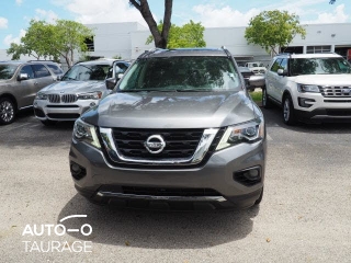 Nissan Pathfinder, 2.5 l.