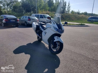 Triumph Sprint, Touring / Sport Touring