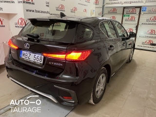 В аренду Lexus CT 200h