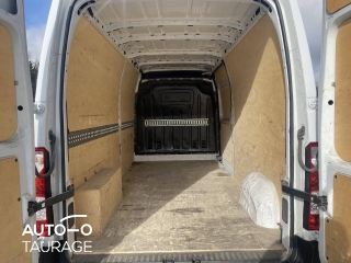 For rent Renault Master