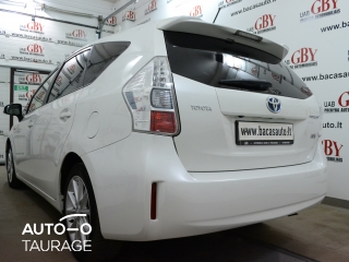 For rent Toyota Prius+