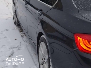BMW 520, 2 l.