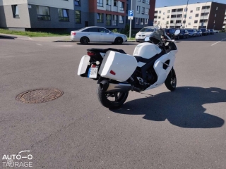 Triumph Sprint, Touring / Sport Touring