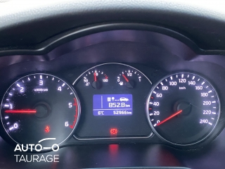 Kia Carens, 1.7 л.