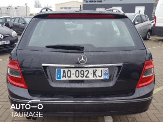 Mercedes-Benz C200, 2.1 l.