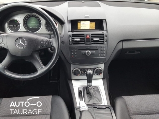 Mercedes-Benz C200, 2.1 l.