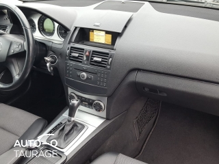 Mercedes-Benz C200, 2.1 l.