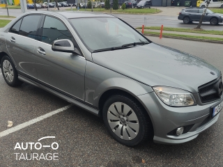 Mercedes-Benz C220
