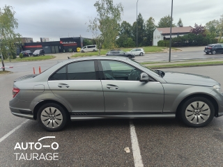 Mercedes-Benz C220