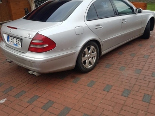 Mercedes-Benz E270, 2.7 l.