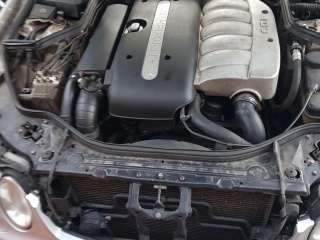 Mercedes-Benz E270, 2.7 l.
