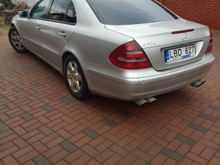 Mercedes-Benz E270, 2.7 l.