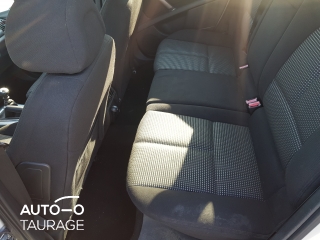 Peugeot 407, 2 л.
