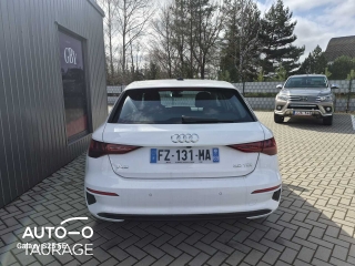 Audi A3, 2 л.