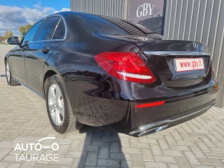 Mercedes-Benz E200, 2000 l.
