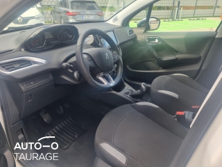 Peugeot 208, 1.2 l.