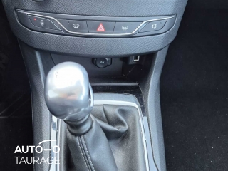 Peugeot 308, 1.5 л.