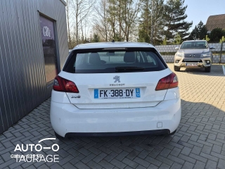 Peugeot 308, 1.5 л.