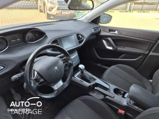 Peugeot 308, 1.5 л.