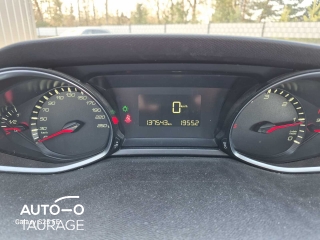 Peugeot 308, 1.5 л.