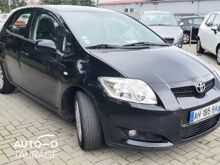Toyota Auris, 2 l.