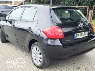 Toyota Auris, 2 l.