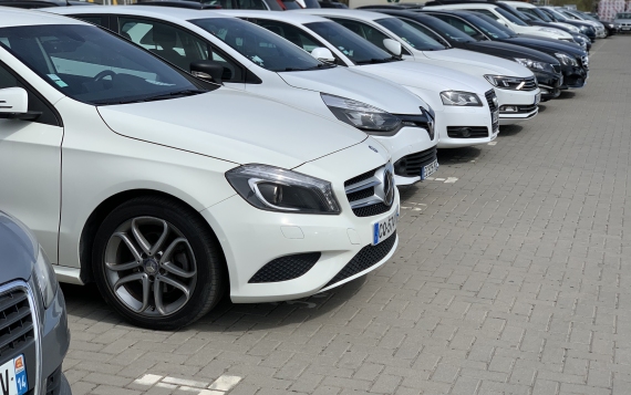 Dideli pokyčiai naudotų automobilių rinkoje: po tylos prasideda sujudimas